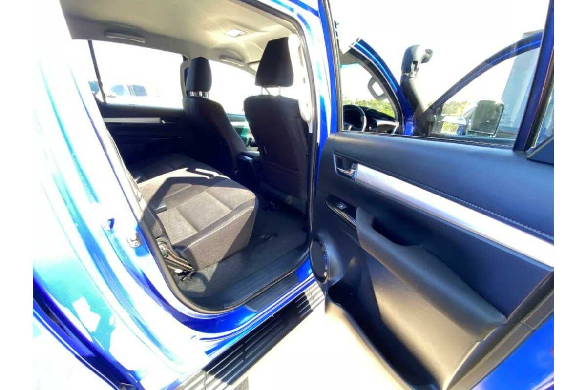 2016 Toyota HiLux SR5 GUN126R