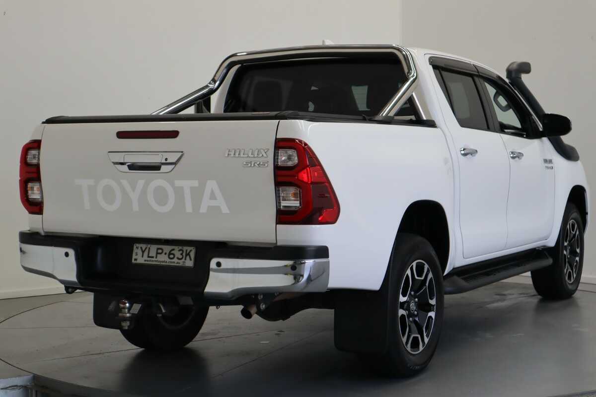 2021 Toyota HiLux 4x4 SR5 2.8L T Double2U 001 2U76940EV