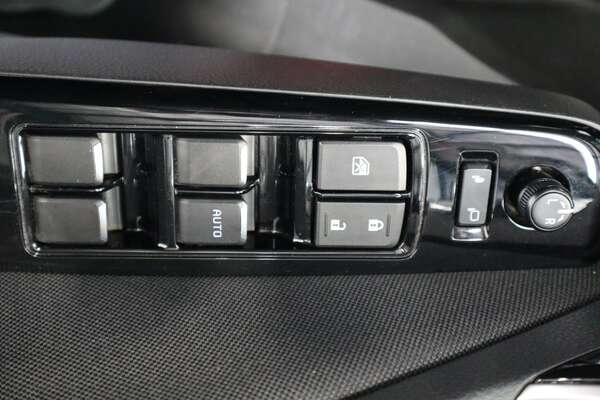 2021 Isuzu MU-X LS-U 4x4 SEQ SPORTS MODEWAGON UJOR105