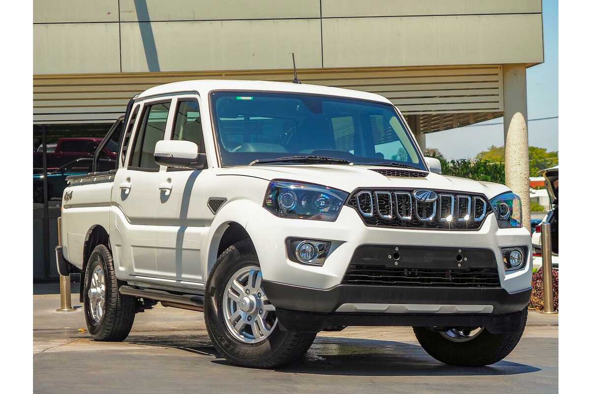 2022 Mahindra PIK-UP S11