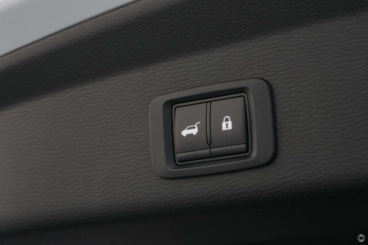 2023 Mitsubishi Outlander Exceed ZM