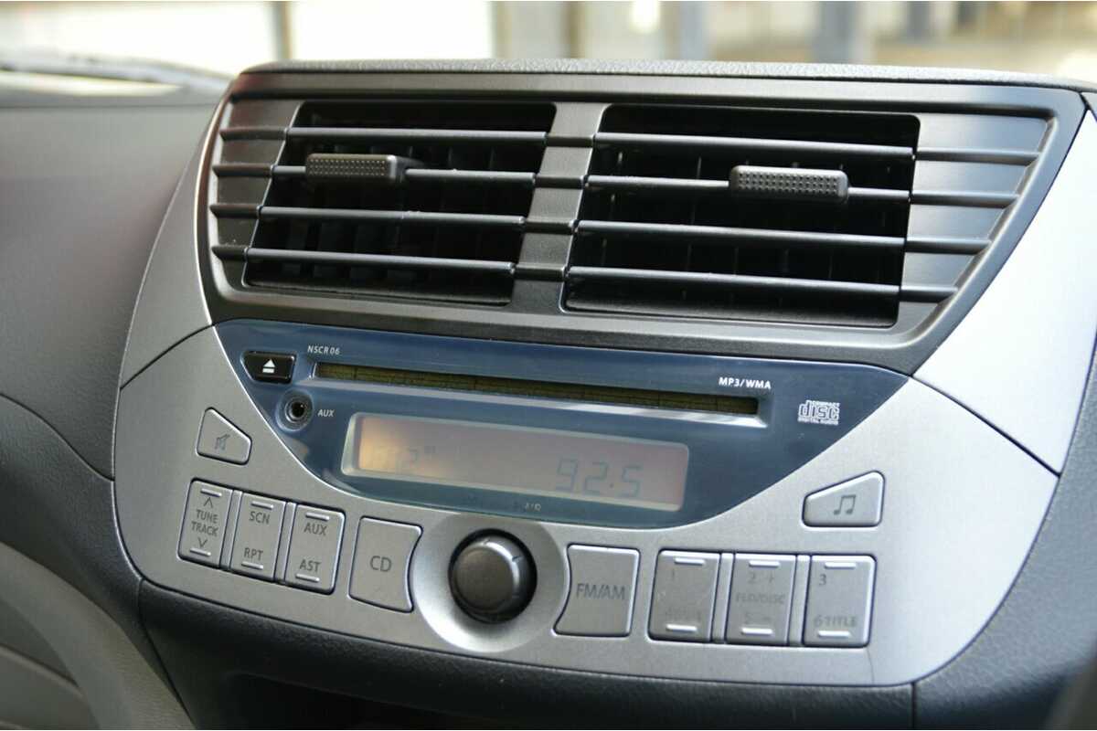 2010 Suzuki Alto GL GF