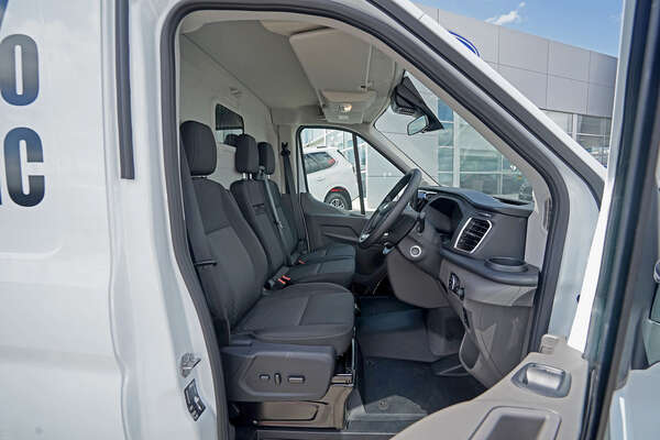 2022 Ford E-Transit 420L VO