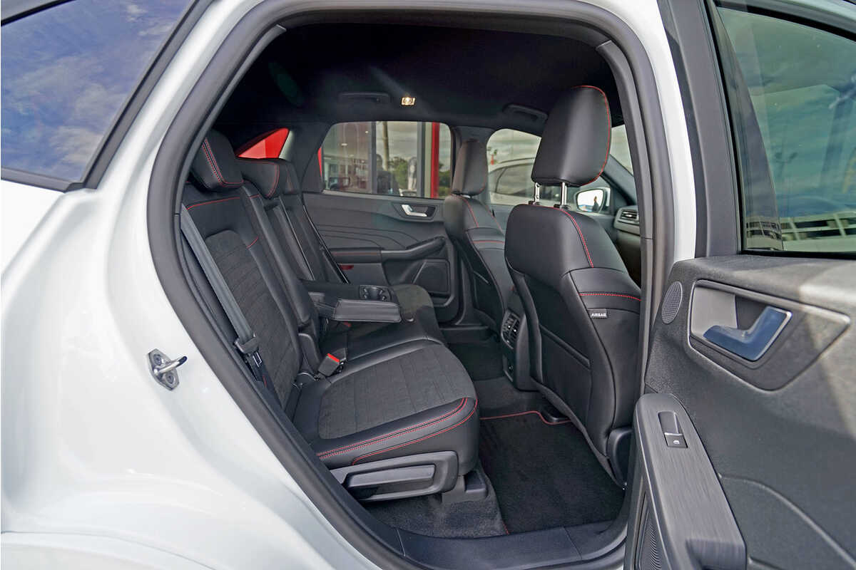2022 Ford Escape ST-Line PHEV ZH