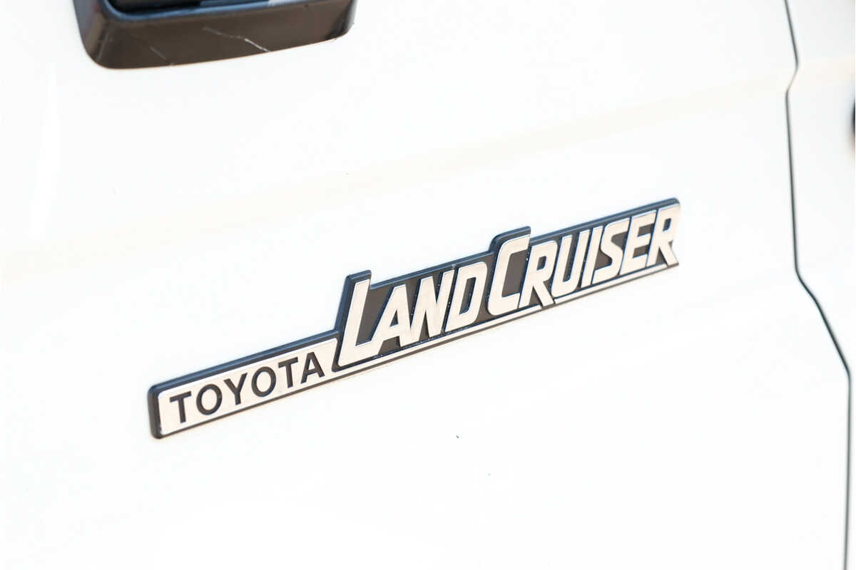 2015 Toyota LANDCRUISER