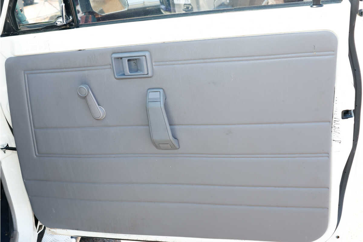 2015 Toyota LANDCRUISER