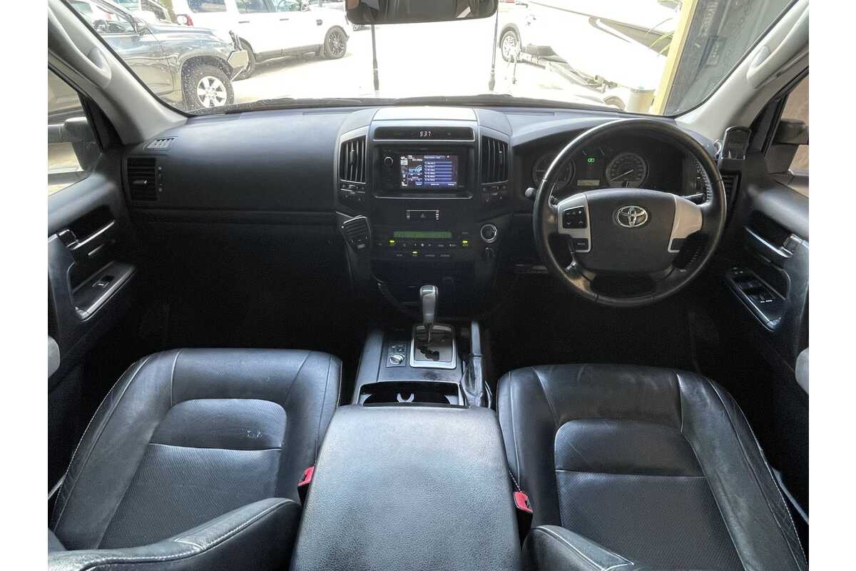 2014 Toyota Landcruiser Altitude (4x4) VDJ200R