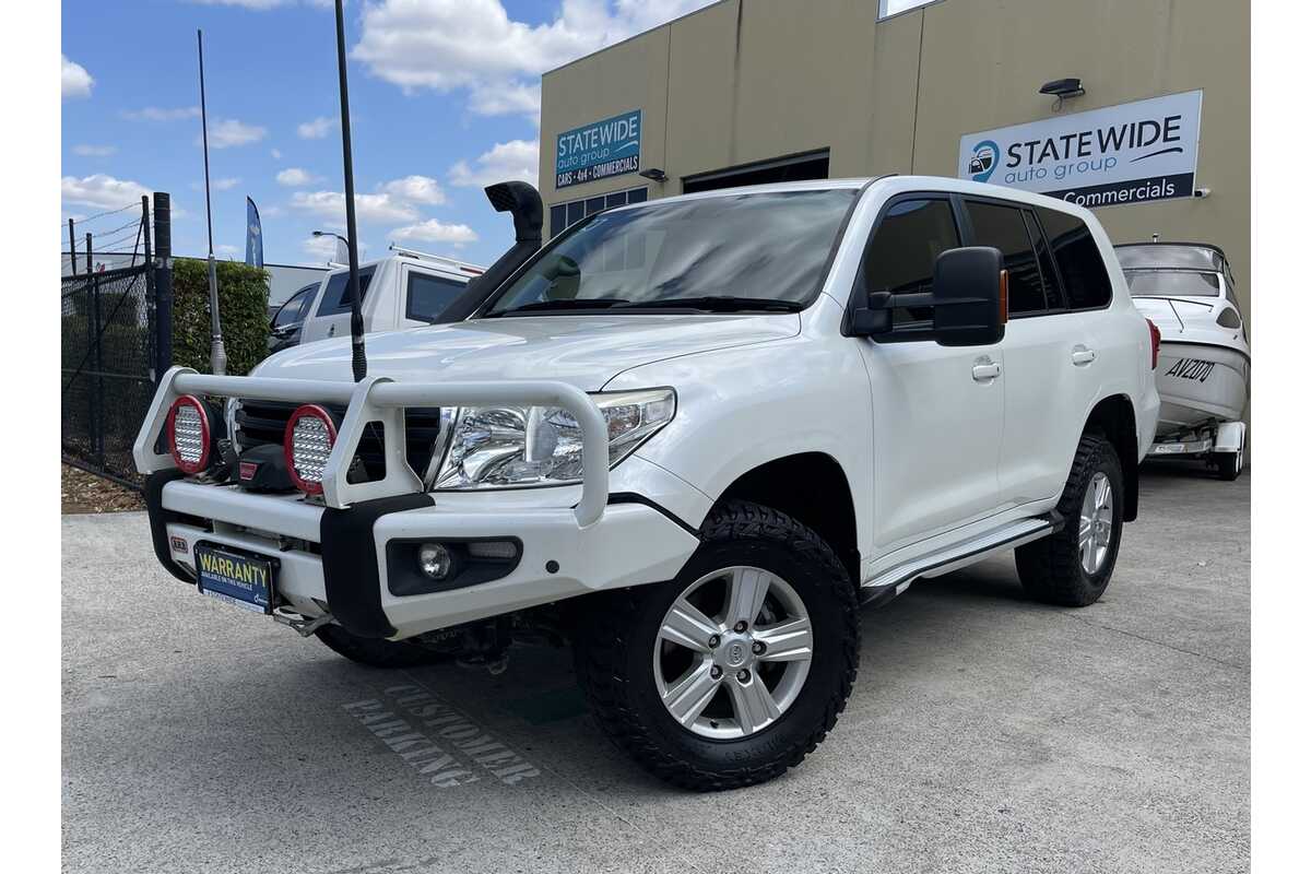 2014 Toyota Landcruiser Altitude (4x4) VDJ200R