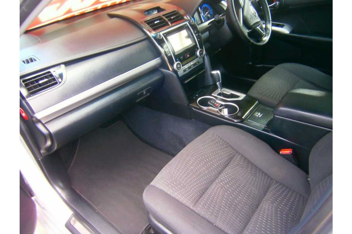 2015 Toyota Camry Atara S Hybrid AVV50R MY15