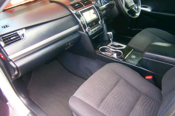 2015 Toyota Camry Atara S Hybrid AVV50R MY15