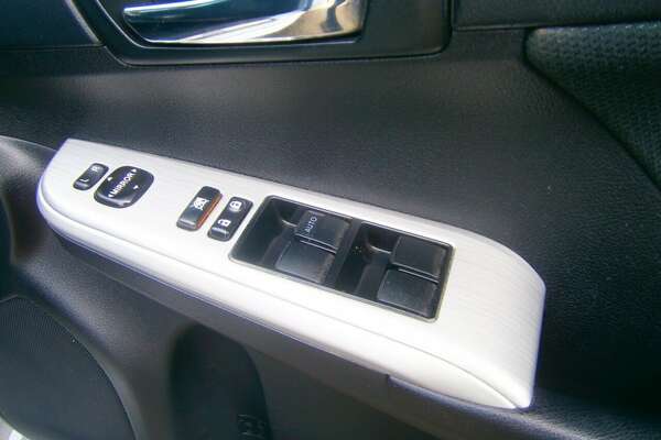 2015 Toyota Camry Atara S Hybrid AVV50R MY15