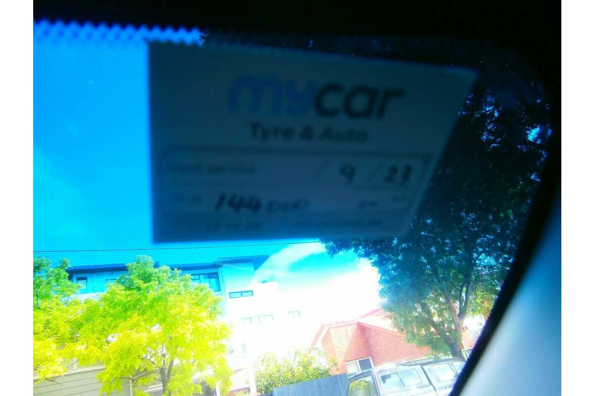 2015 Toyota Camry Atara S Hybrid AVV50R MY15