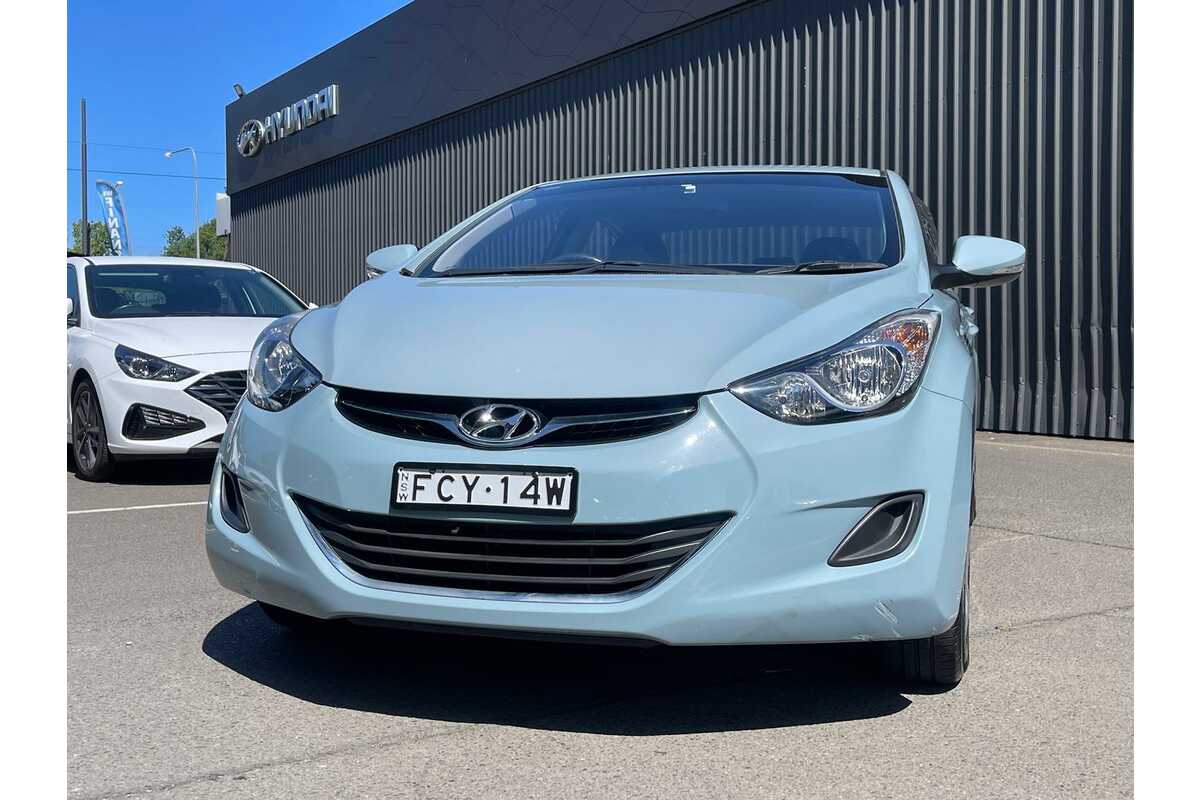2013 Hyundai Elantra Active MD2