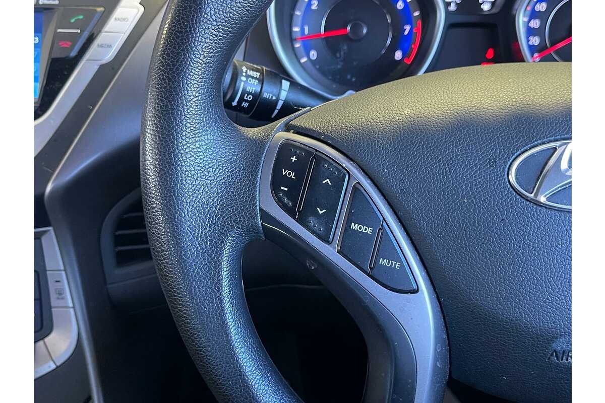 2013 Hyundai Elantra Active MD2