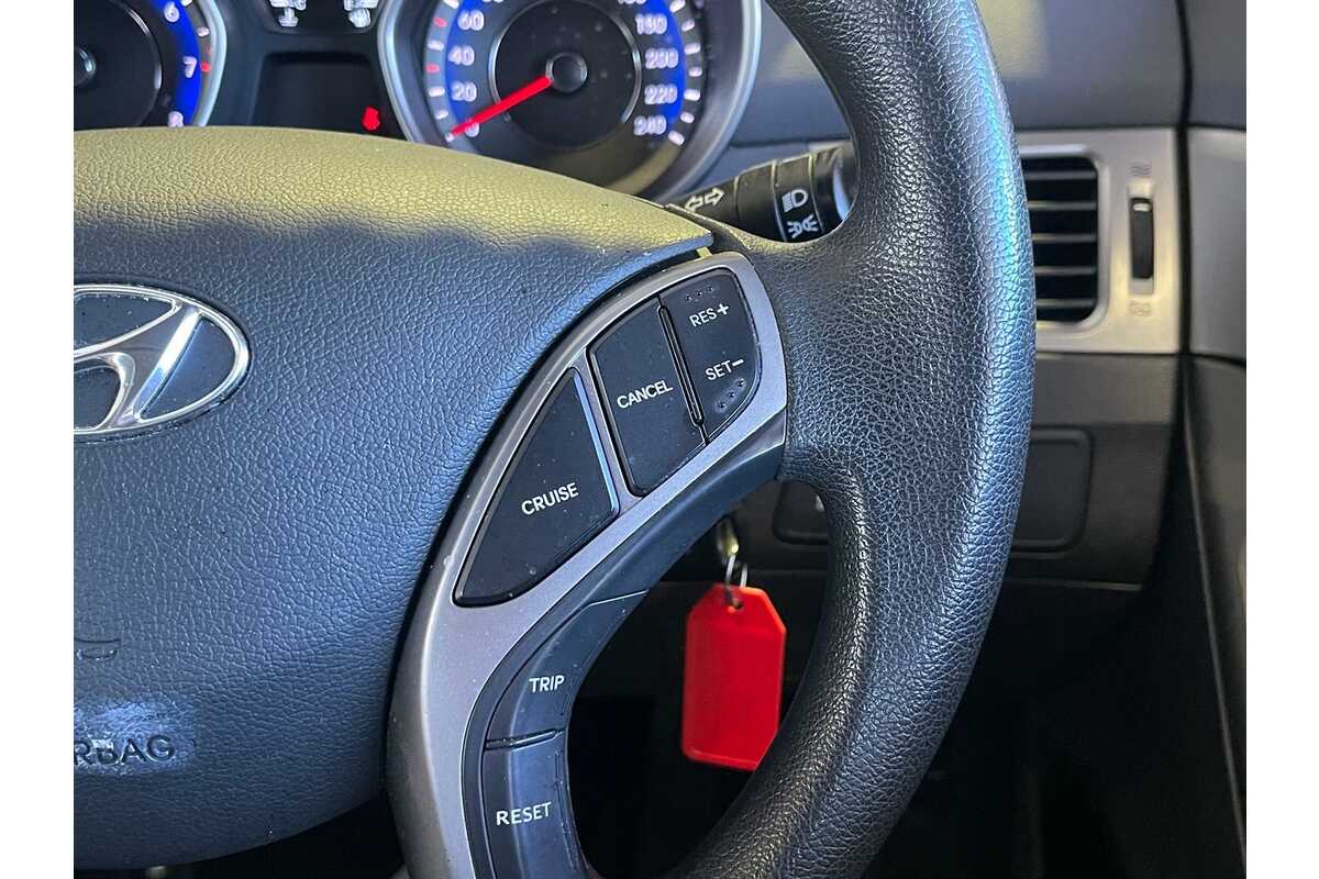 2013 Hyundai Elantra Active MD2
