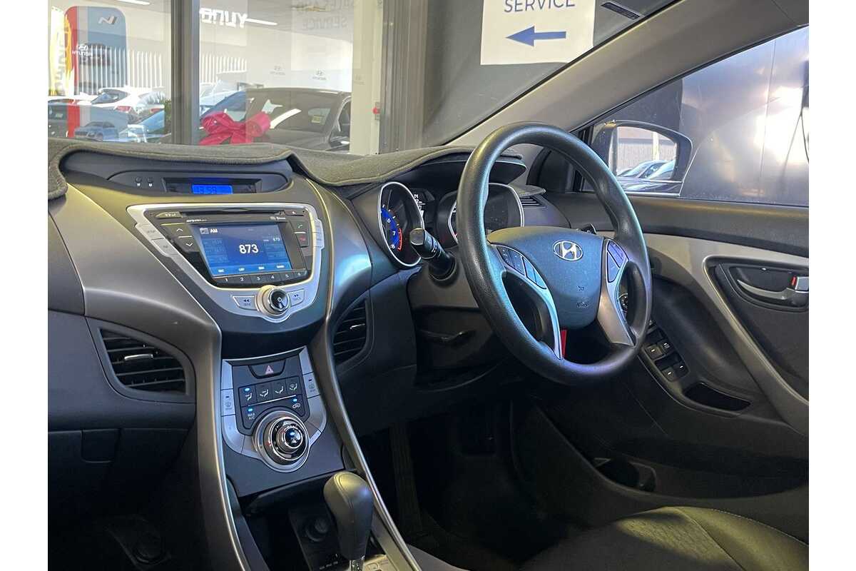 2013 Hyundai Elantra Active MD2