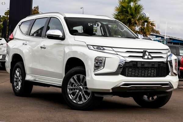 2023 Mitsubishi Pajero Sport GLX QF