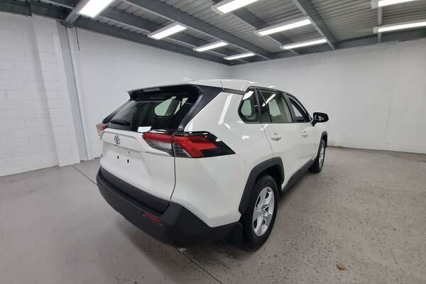 2021 Toyota RAV4 GX MXAA52R