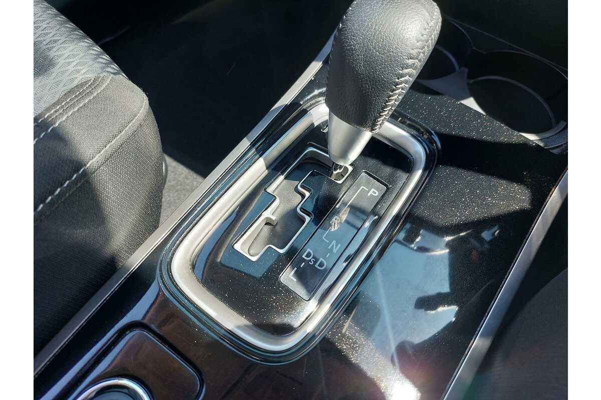 2020 Mitsubishi Outlander ES ZL