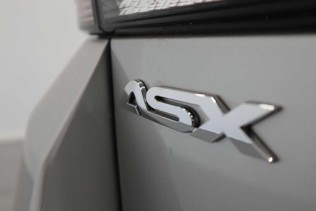 2023 Mitsubishi ASX XDLS 2.0L 2WD XD2L45