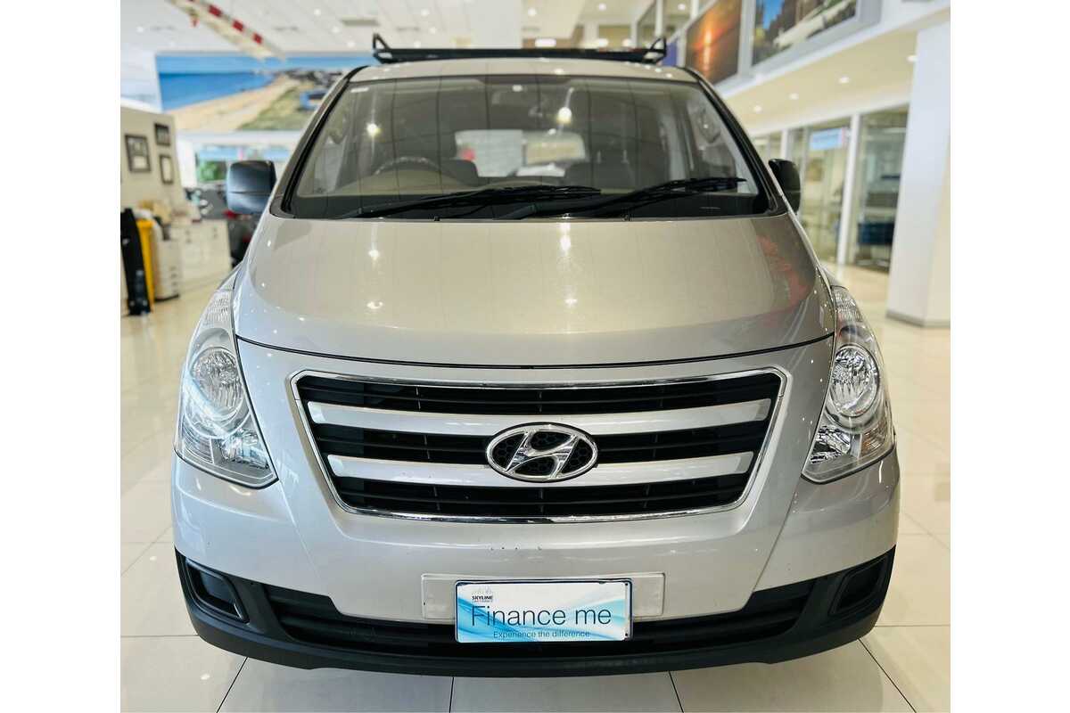 2017 Hyundai iLoad  TQ3-V Series II