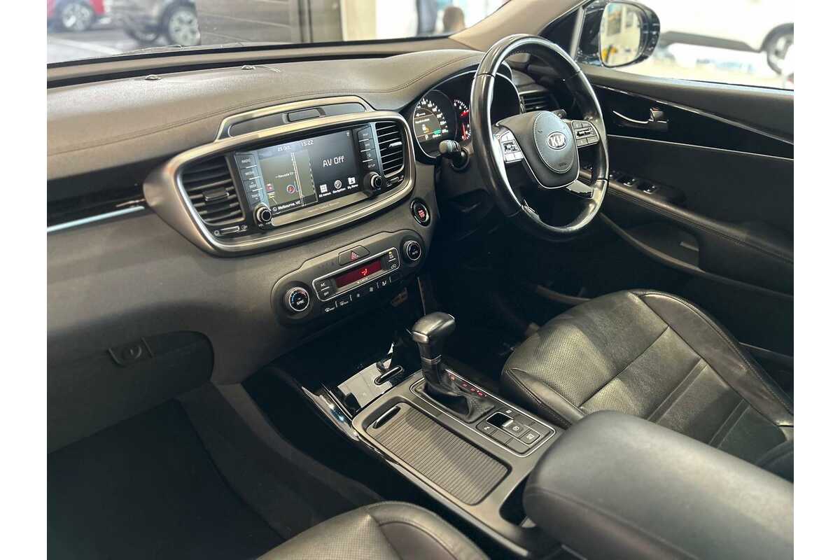 2019 Kia Sorento SLi UM
