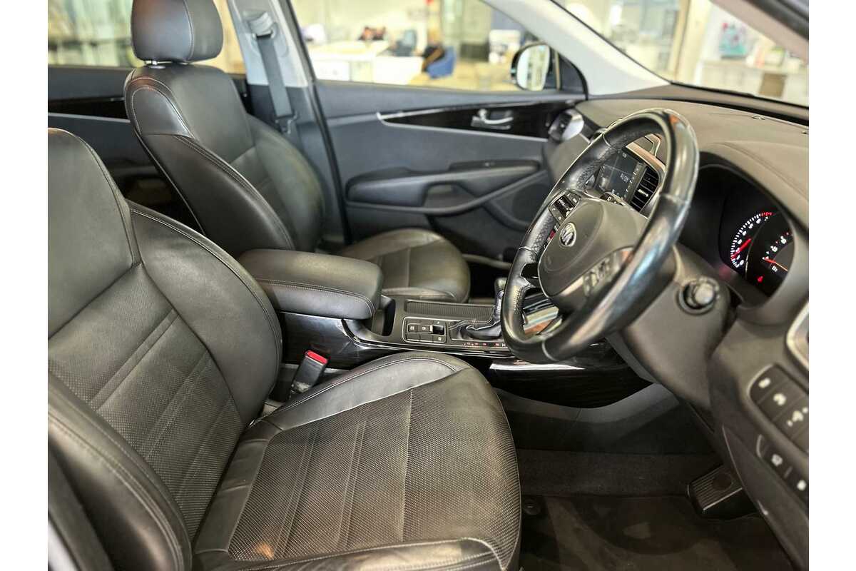 2019 Kia Sorento SLi UM