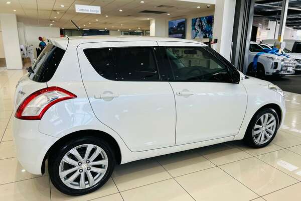 2016 Suzuki Swift GL Navigator FZ