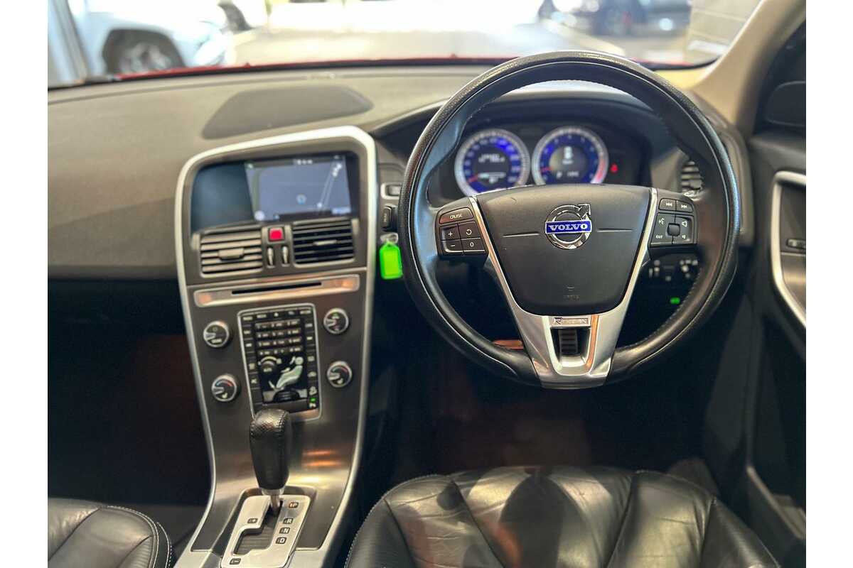 2011 Volvo XC60 T6 R-Design