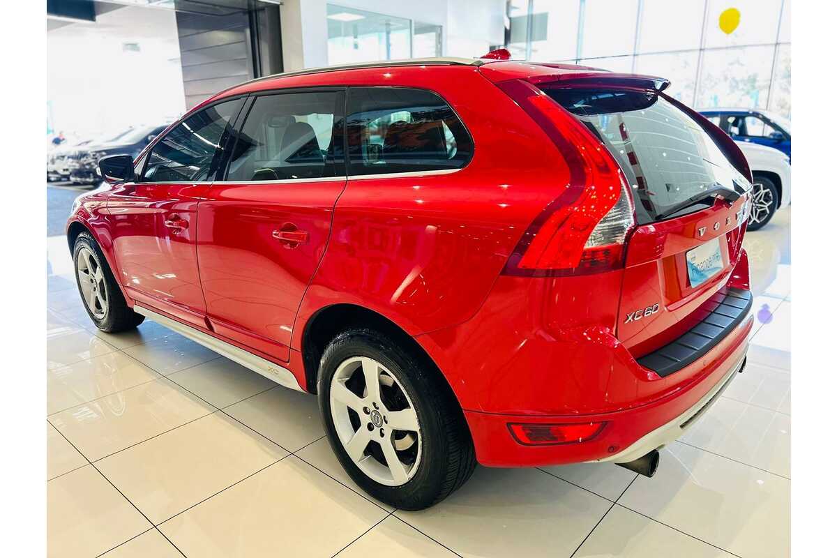 2011 Volvo XC60 T6 R-Design