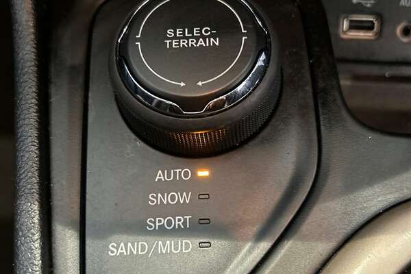 2014 Jeep Cherokee Longitude KL