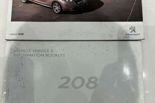 2012 Peugeot 208 Allure A9