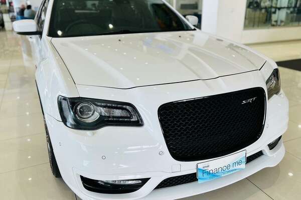 2017 Chrysler 300 SRT Hyperblack LX