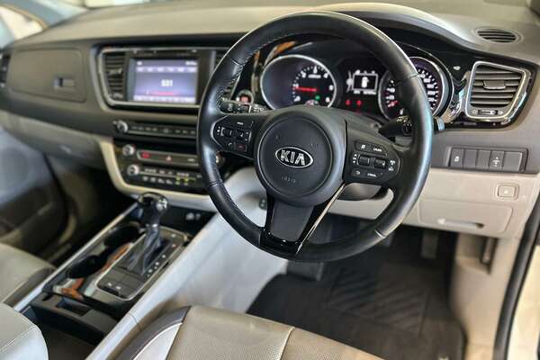 2015 Kia Carnival SLi YP