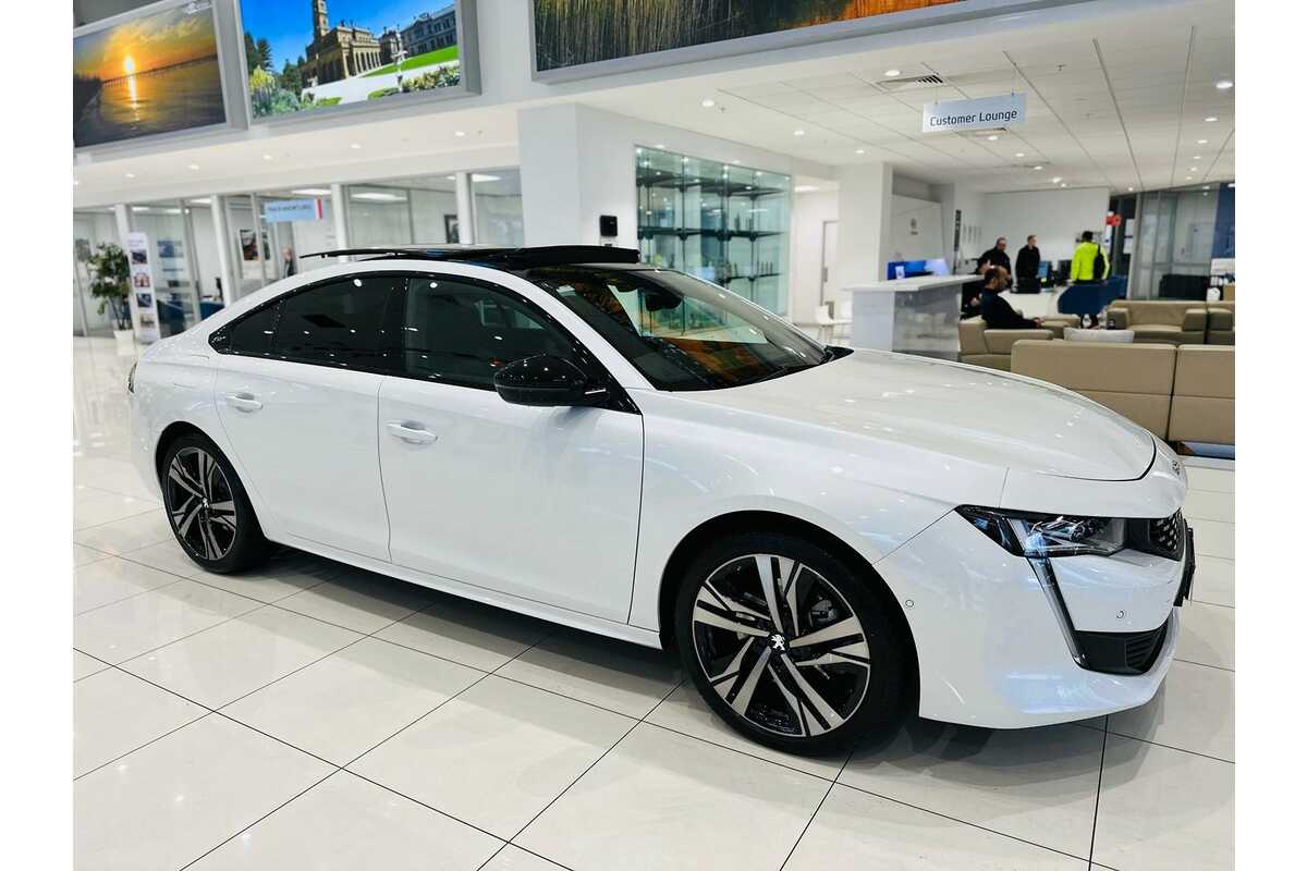 2022 Peugeot 508 GT R8