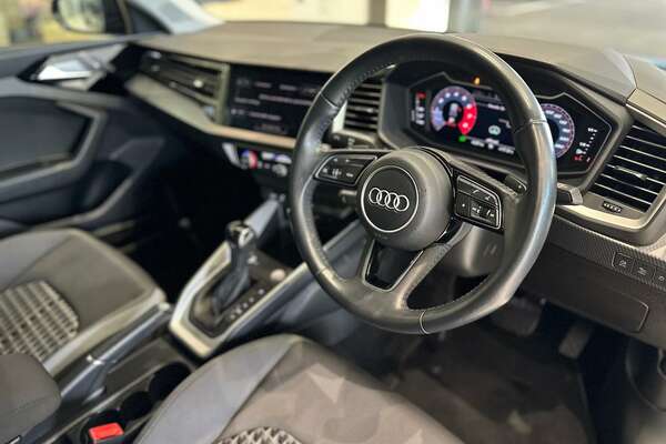 2019 Audi A1 40 TFSI S line GB