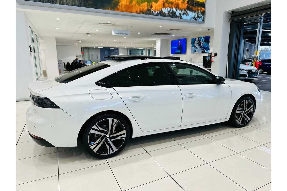 2022 Peugeot 508 GT R8