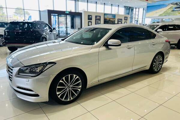 2016 Hyundai Genesis  DH