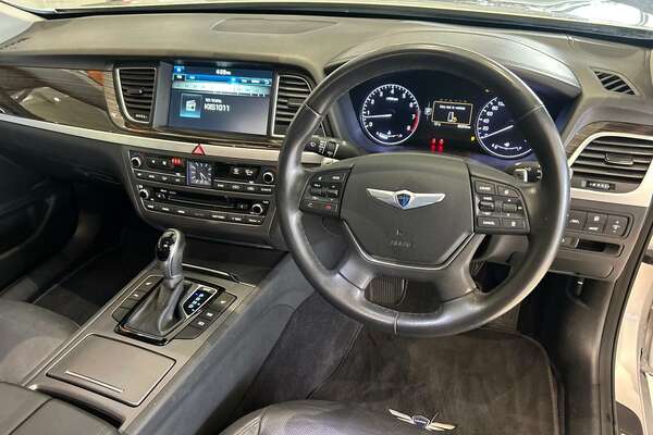 2016 Hyundai Genesis  DH