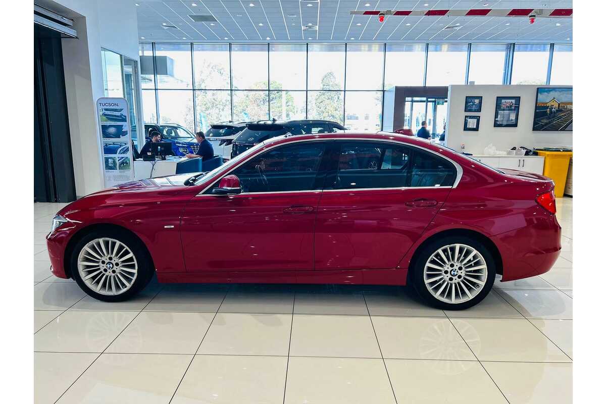 2013 BMW 3 Series 328i F30