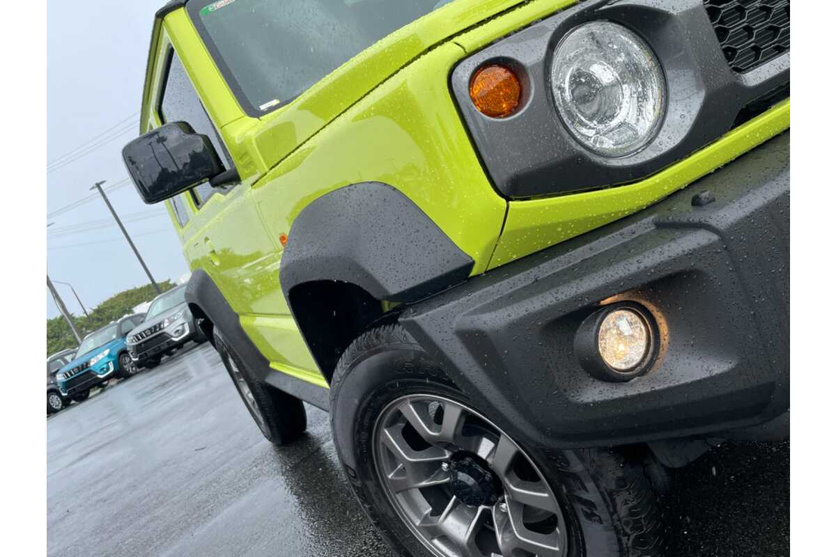 2022 Suzuki Jimny GLX GJ