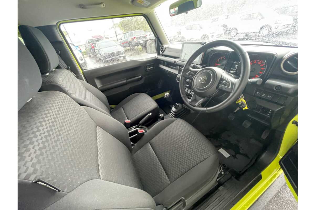 2022 Suzuki Jimny GLX GJ