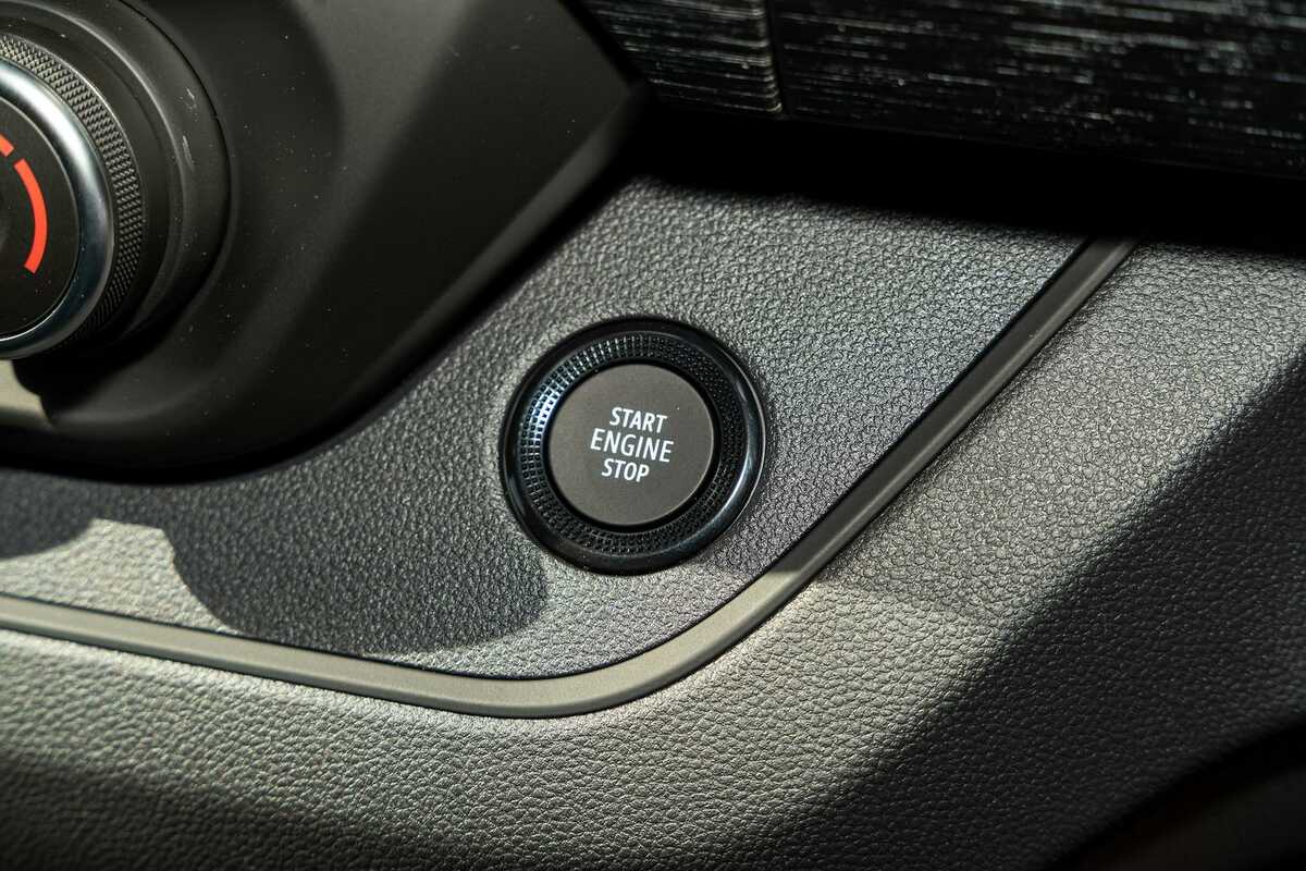 2023 Renault Trafic Premium X82