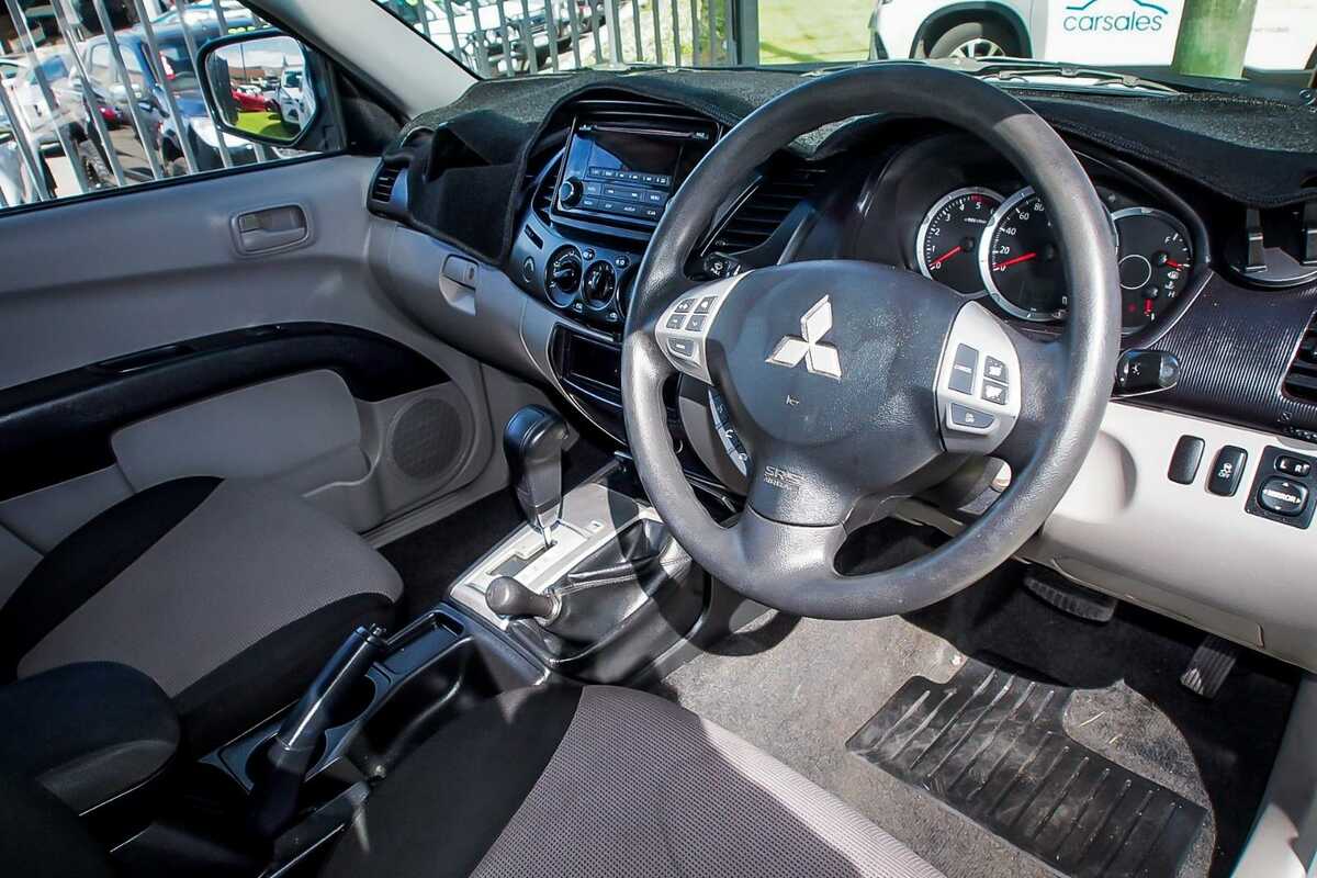 2014 Mitsubishi Triton GLX MN