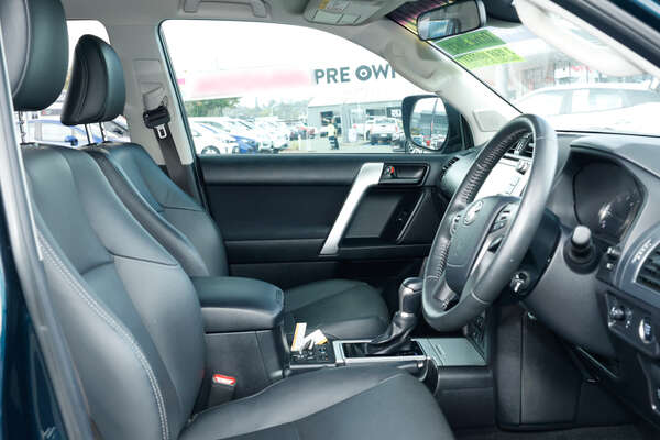 2018 Toyota LANDCRUISER PRADO