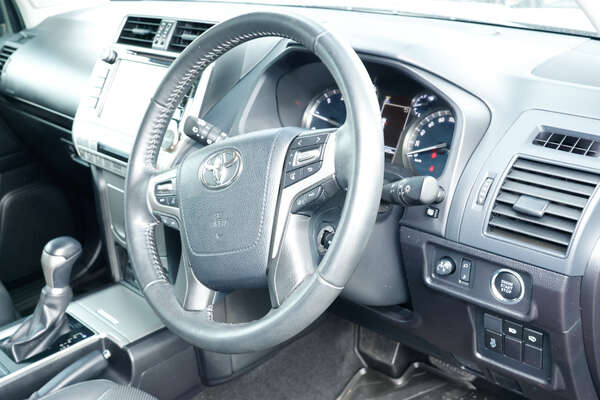 2018 Toyota LANDCRUISER PRADO