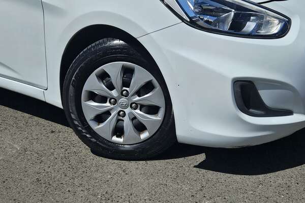 2016 Hyundai Accent Active RB3