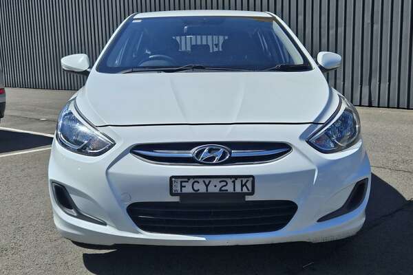 2016 Hyundai Accent Active RB3
