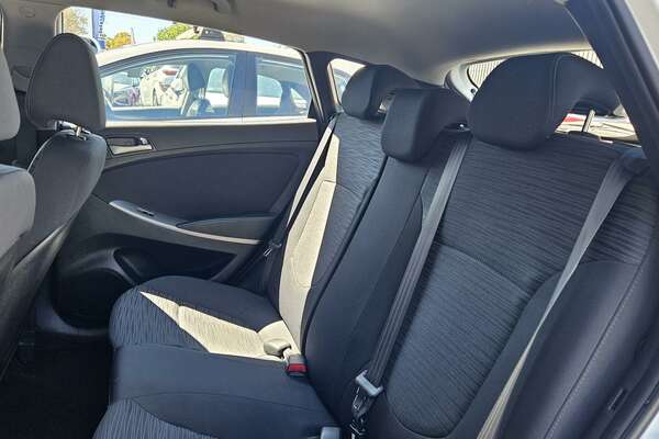 2016 Hyundai Accent Active RB3