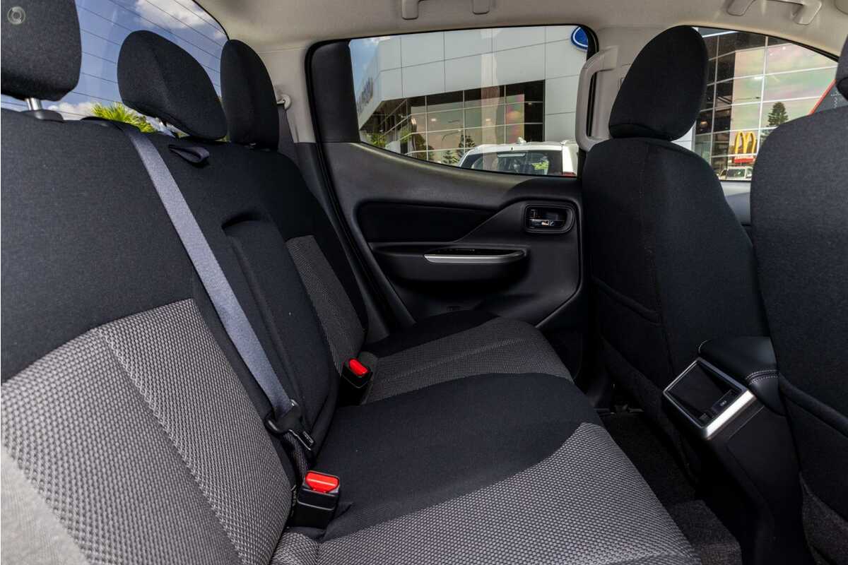 2023 Mitsubishi Triton GLS MR